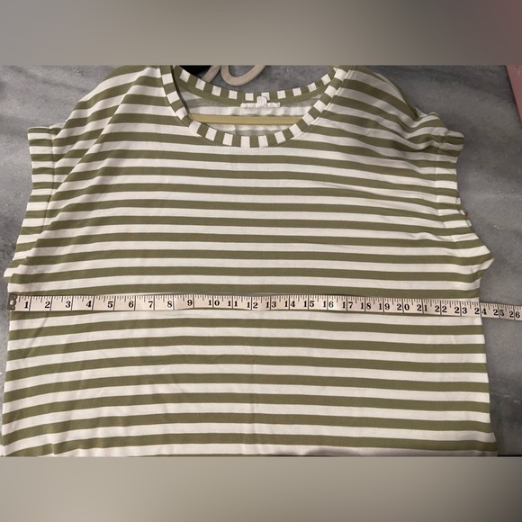 Jane + Delancey Size XL Banded Sleeve Crew Neck Green White Stripe Terry Top - Picture 7 of 10